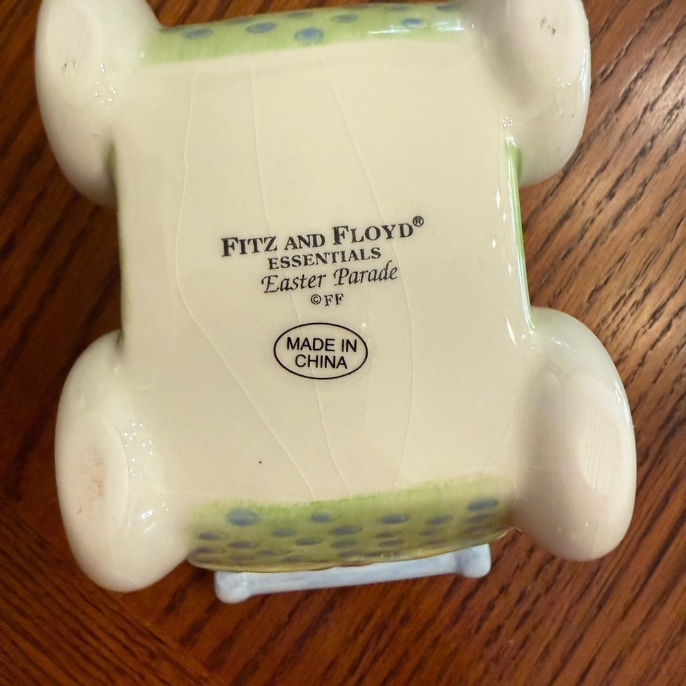 Vintage Easter Fitz & Floyd "Easter Parade" Lidded Box New In Box 5" x6" - Picture 3 of 9
